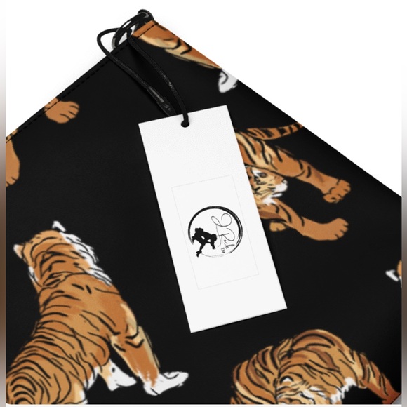 The Original TED TALK. TAG for NEW REVEALS. 80% handmade, all in Italy!! 💋 - Picture 10 of 17